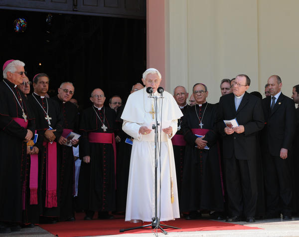 Benedicto XVI visita el Santuario del Cobre - 02