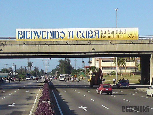 Bienvenido Su Santidad Benedicto XVI - 04