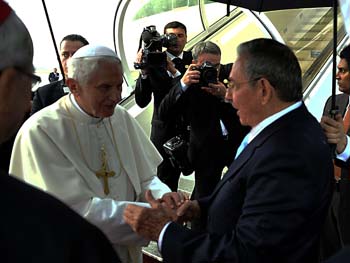 Raúl y Benedicto XVI