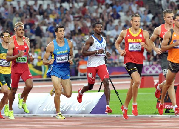 Leonel Suárez 1500m