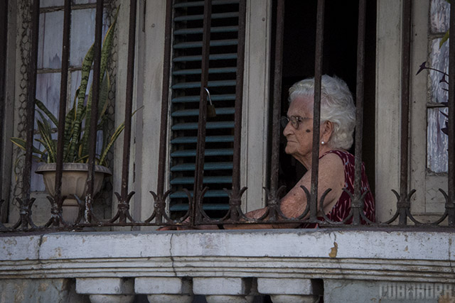 Ancianos en Cuba 00