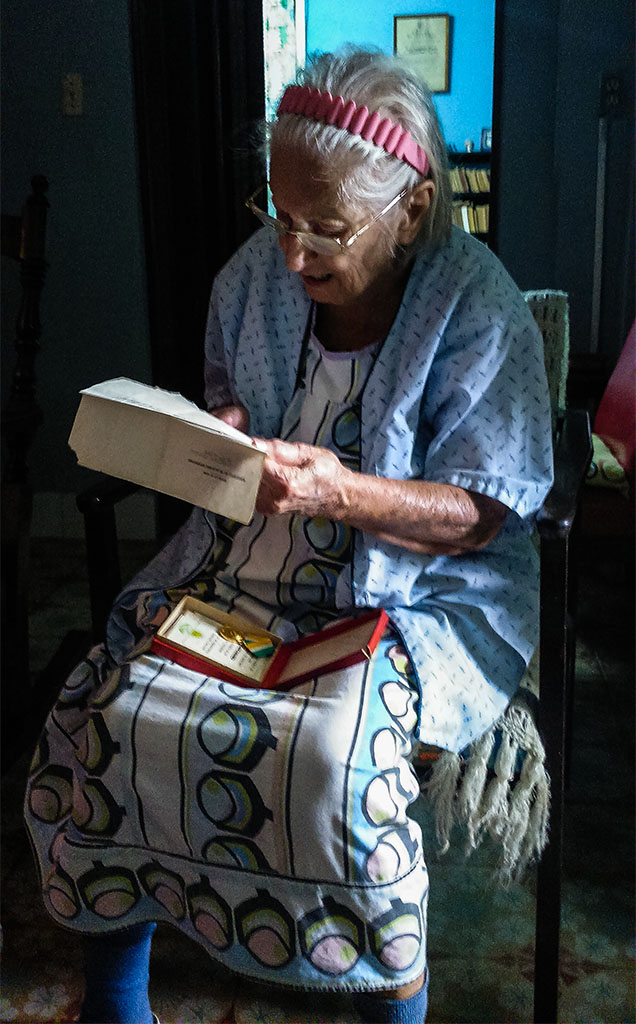 Alicia no puede perdonar 04