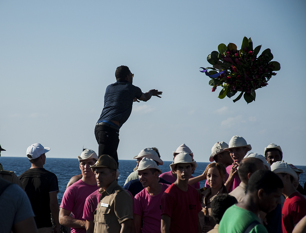 El pueblo de Cuba rinde homenaje a Camilo