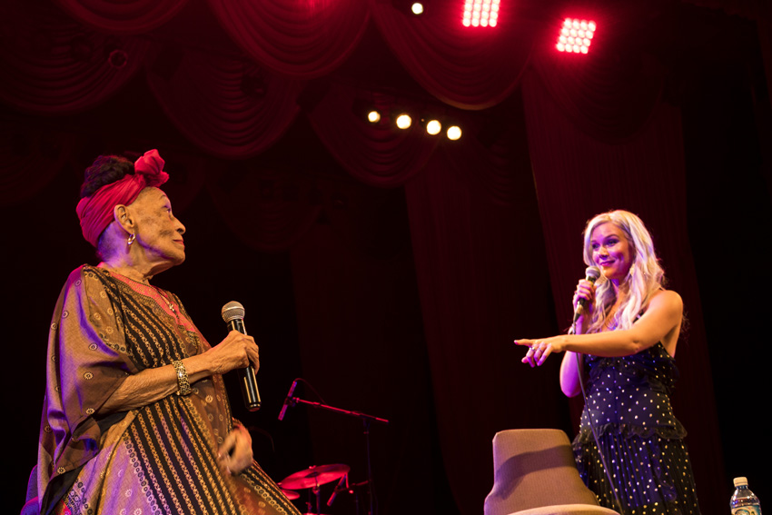 Omara Portuondo y la australiana Joss Stone interpretan