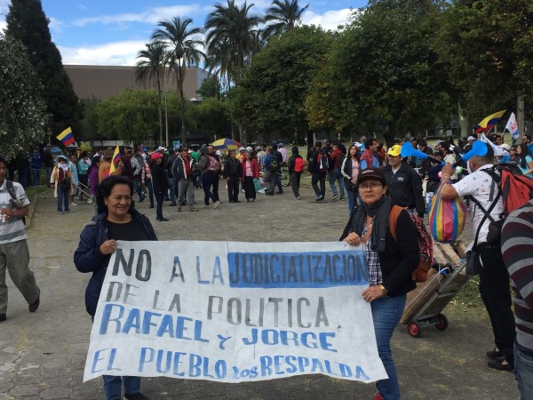 Movilización-apoyo a Correa-Ecuador