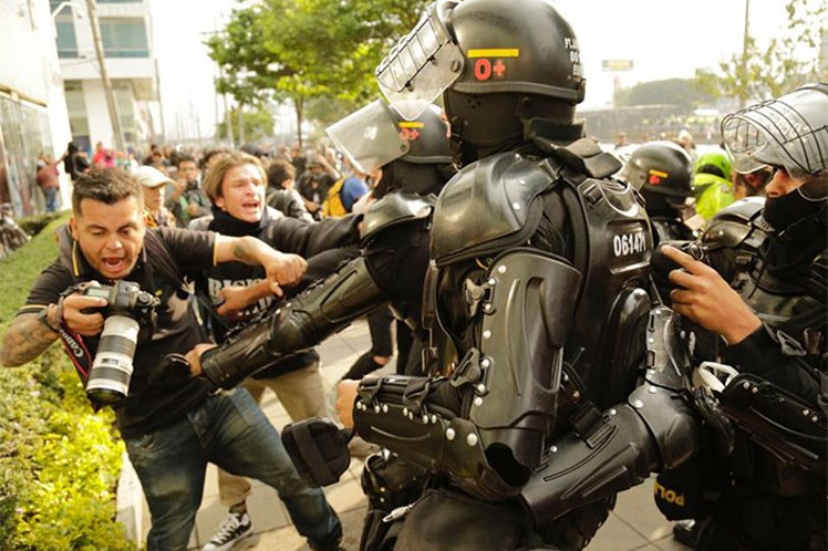 Policía-Colombia