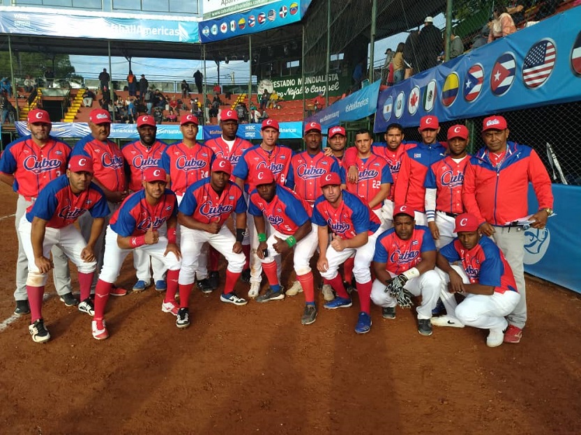 Cuba-sotbol-Panamericano-Paraná