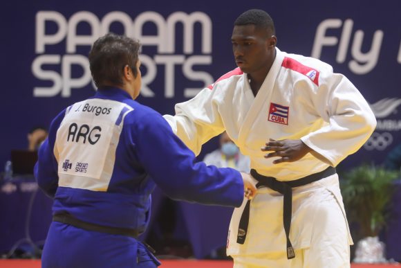 Omar Cruz-plata-Judo