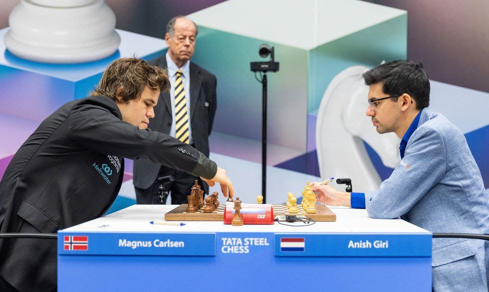 Partida entre Anish Giri y MagnusCarlsen