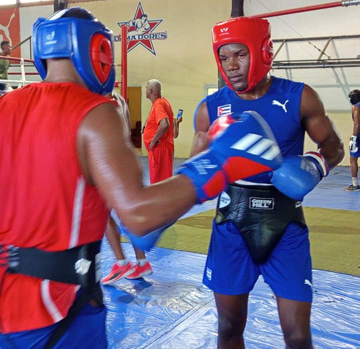 Campeonato Mundial Juvenil de Boxeo, en Budva, Montenegro  (IBA)