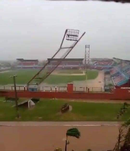 Paso del huracán Rafael (Perfil de facebook de Lázaro Manuel Alonso)