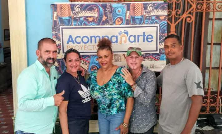 AcompañArte: abrazo solidario desde la cultura y salud AcompañArte: abrazo solidario desde la cultura y salud