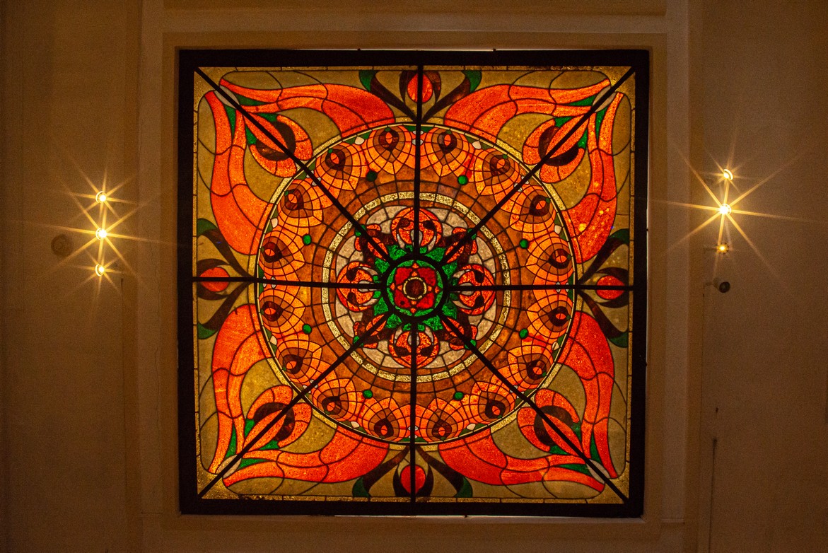 Hacia arriba, la ciudad te observa.