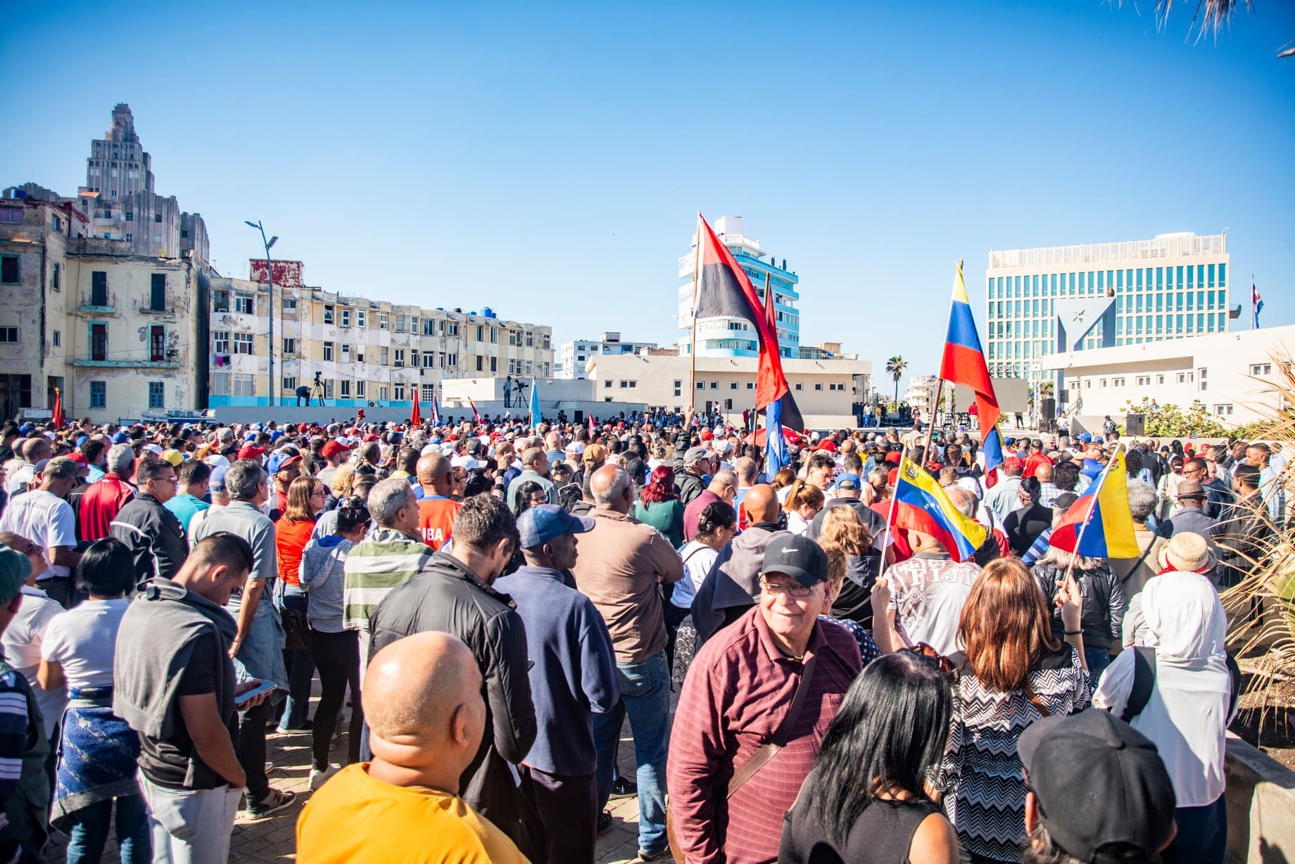 Concentración en la Tribuna Antimperialista, La Habana, en respaldo a Venezuela.