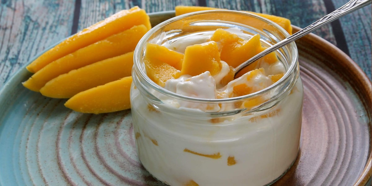 Yogurt con frutas