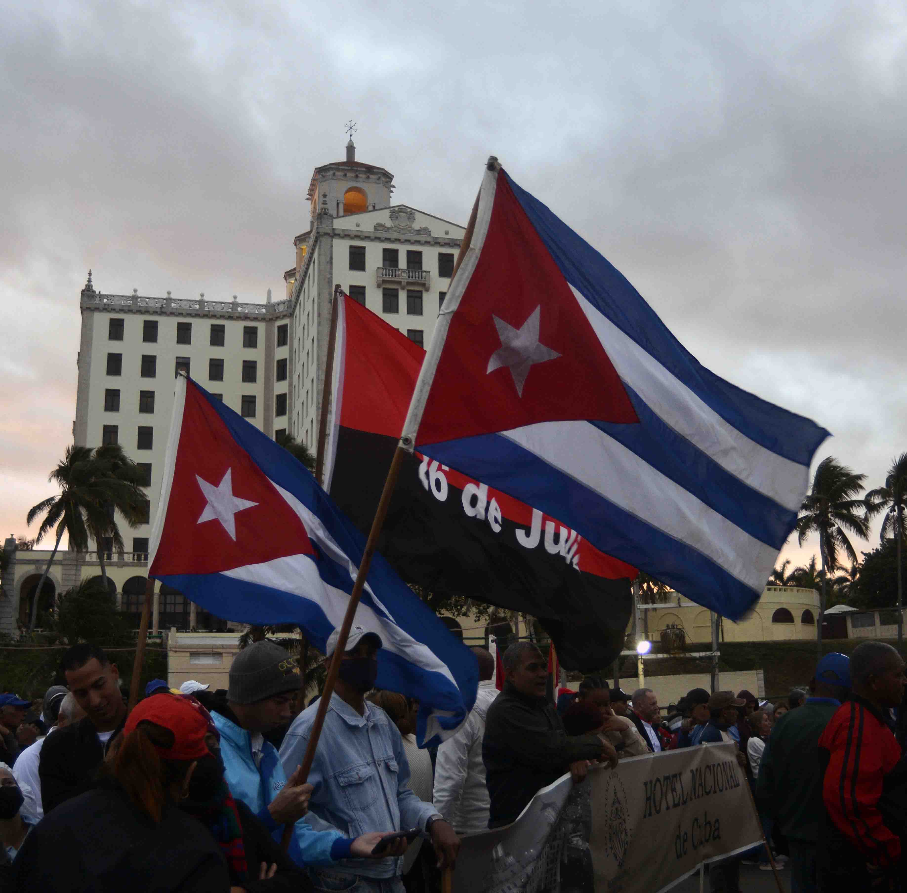 Marcha en la Tribuna Antimperialista por nuestros 32 combatientes caídos