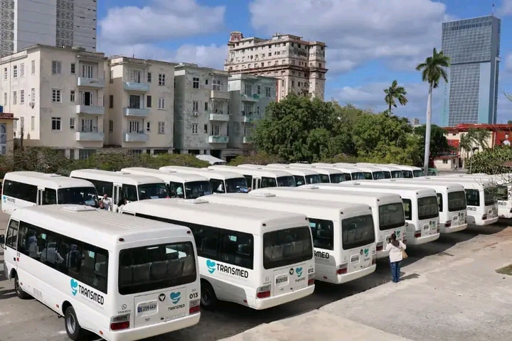 Ómnibus de la Empresa Transmed.