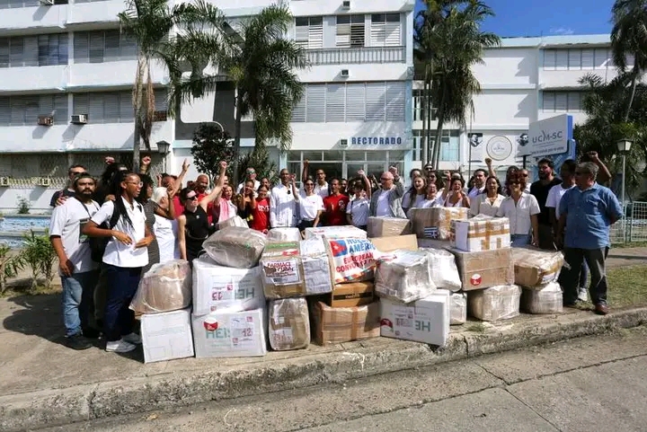 Convoy en Universidad de Ciencias Médicas de Santiago de Cuba