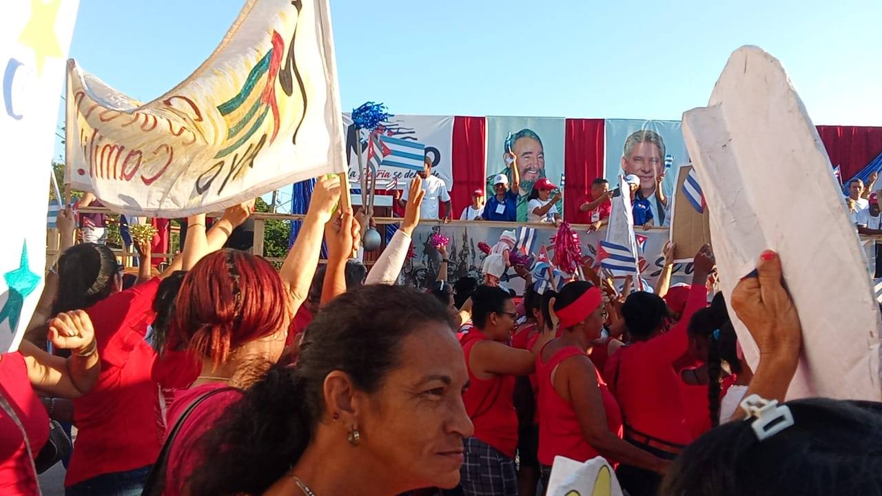 Desfile por el primero de mayo 