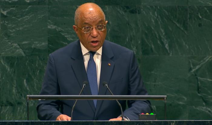 Representante de Angola