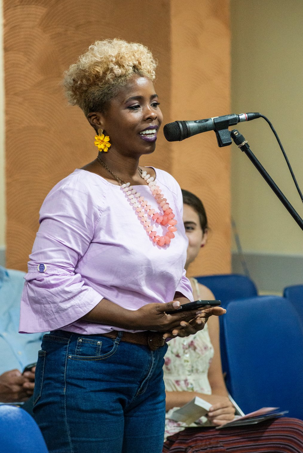 Musica es Mujer
